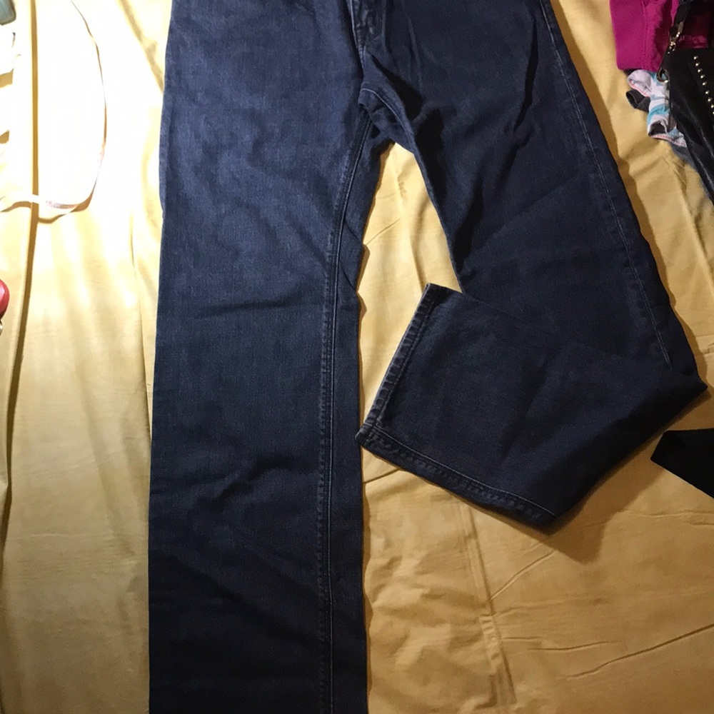 Hugo Boss Jean size 31/32.
